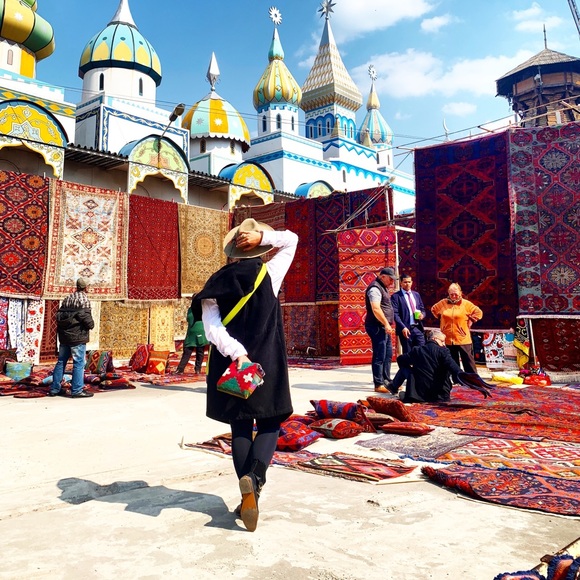 Meet your Posher, Lana - Picture 3 of 10